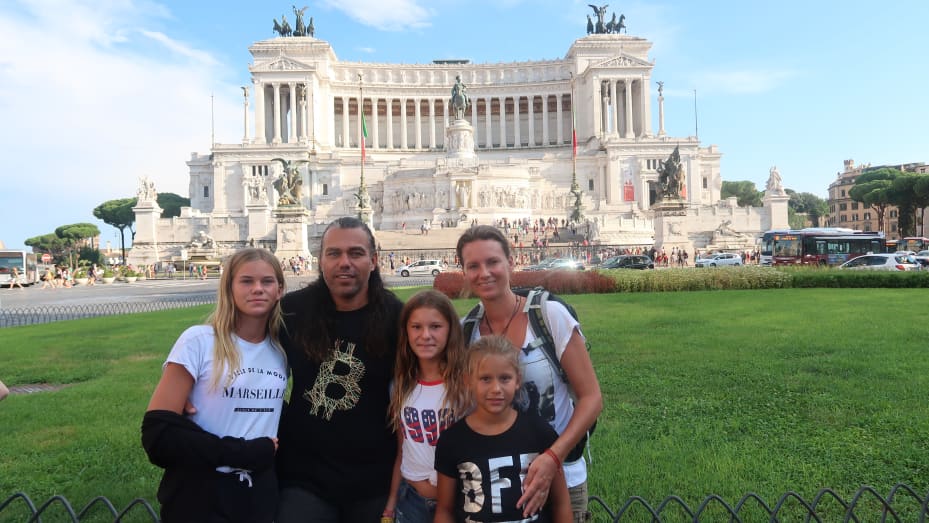 Taihuttu family in Rome