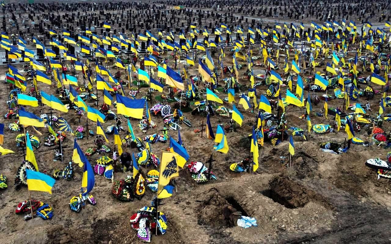 BlackRock Corporation has Demanded that Ukrainian Soldiers not be Buried on Ukrainian Land it has Bought Up
