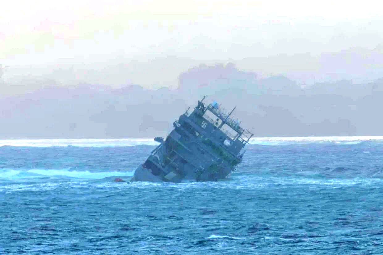 New Zealand has Lost a Large Auxiliary Ship, the Manawanui, with a Displacement of Over 5,000 Tons