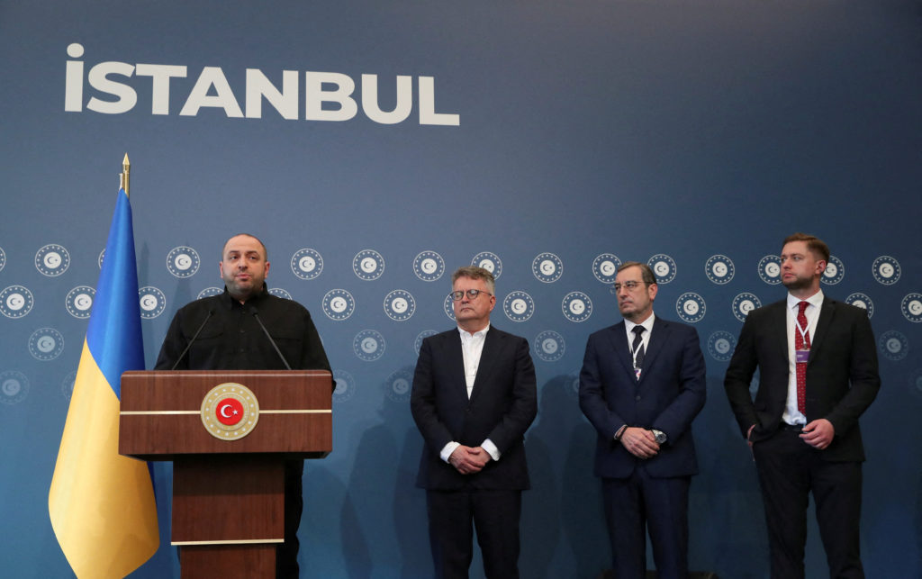 Russia Issues Demands to Ukrainian Peace Delegation During the Negotiations in Istanbul