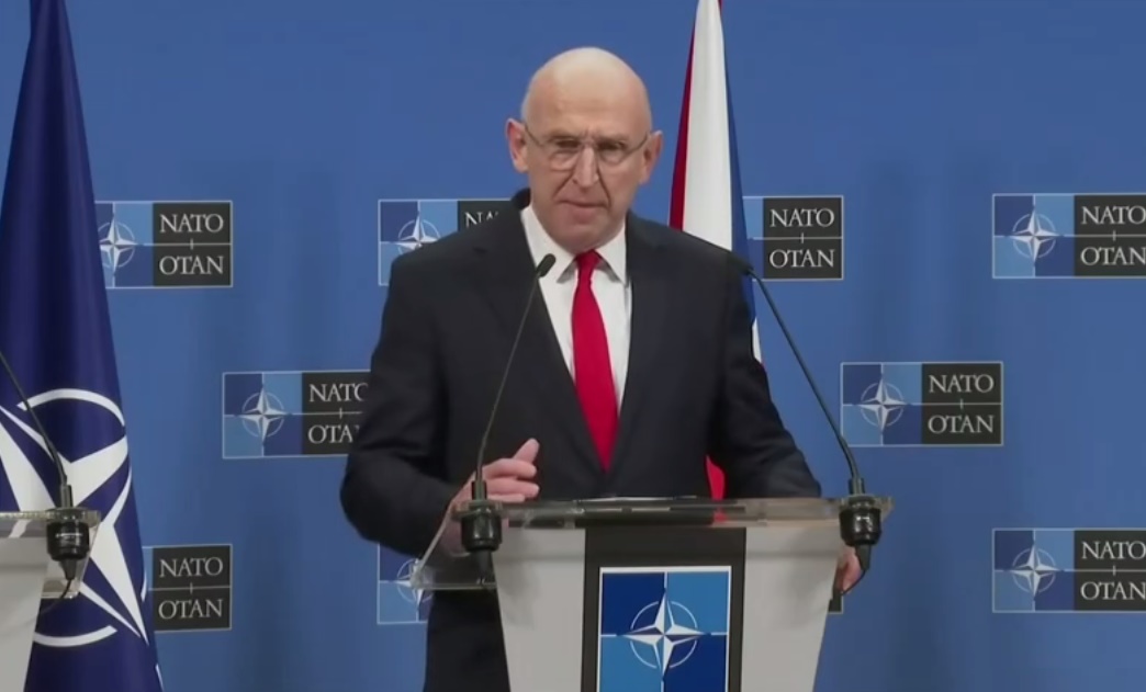 The United Kingdom’s Secretary of Defense, John Healy, Announces NATO’s Commitment to Donate New Military aid Worth 35 Billion Dollars to Ukraine