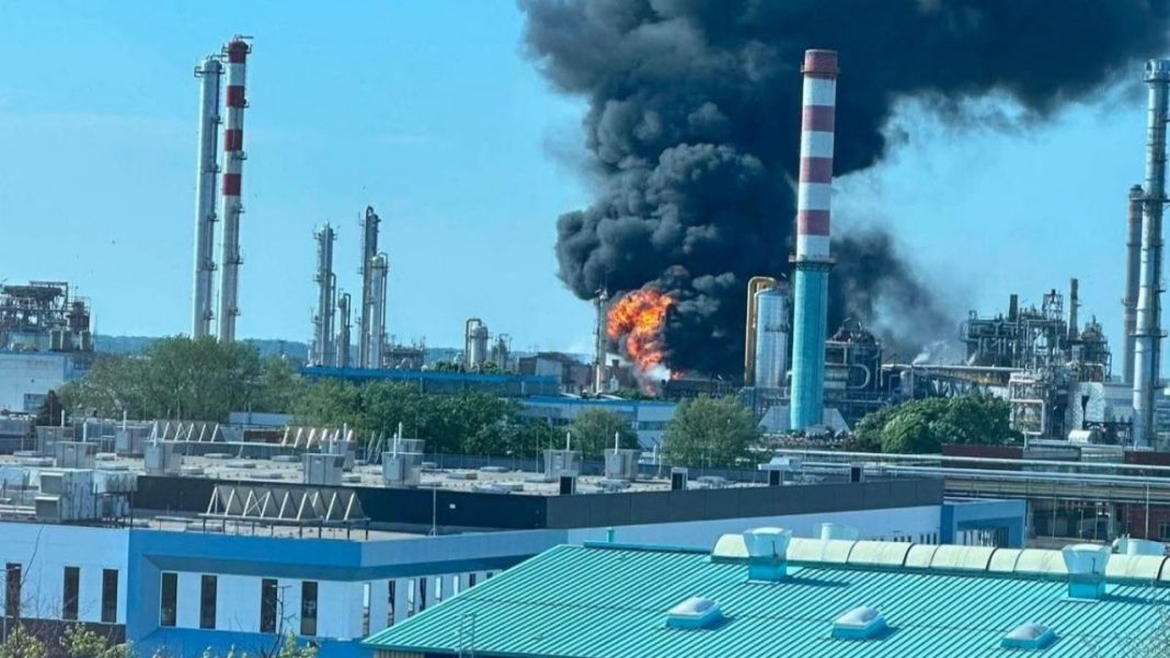 Petrochemical Plant Blast In Hungary Leaves One Dead, Seven Injured