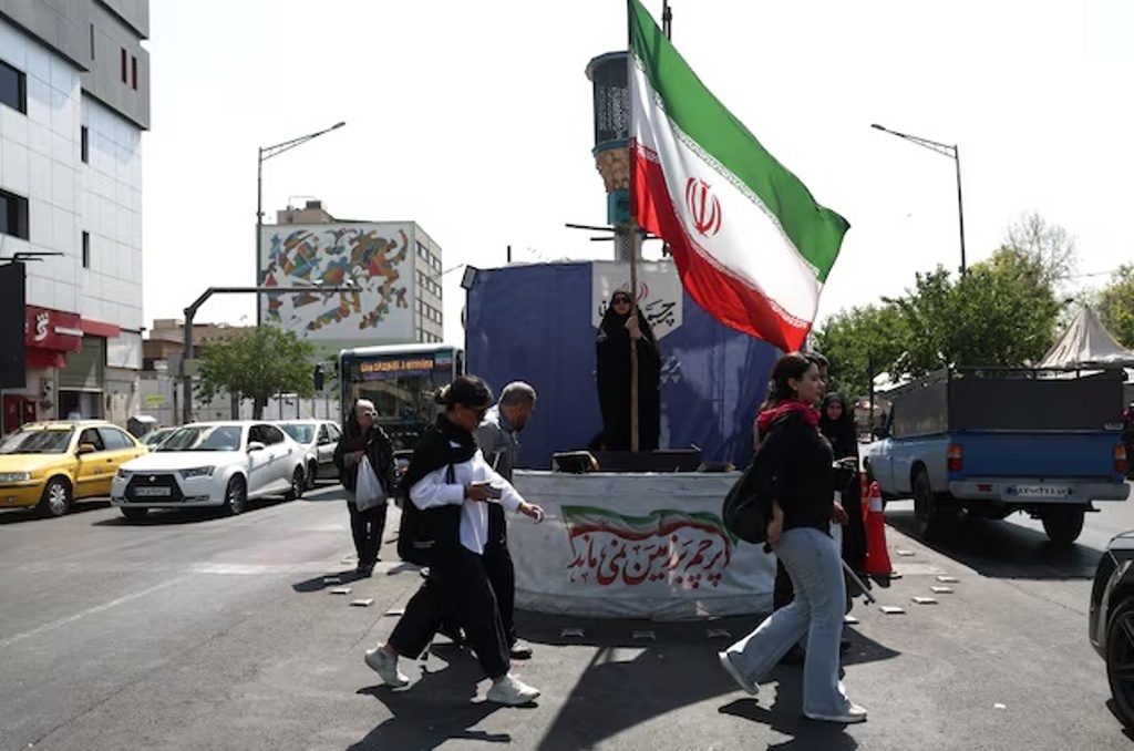 Exclusive: UAE To Unlock Billions Of Dollars For Iran, Sources Say